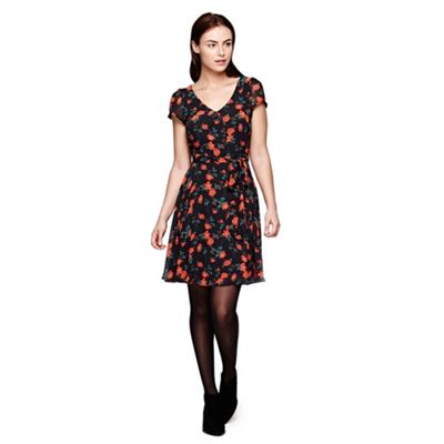 Yumi black Short Sleeve Poppy Print Dress